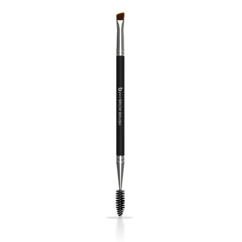 MAKEUP BRUSH فرشاة